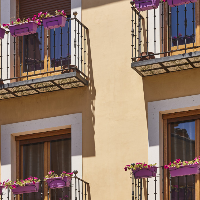 VKM Pintores · Pintar, Rehabilitar y Restaurar Fachadas con Pintura Profesional en Girona