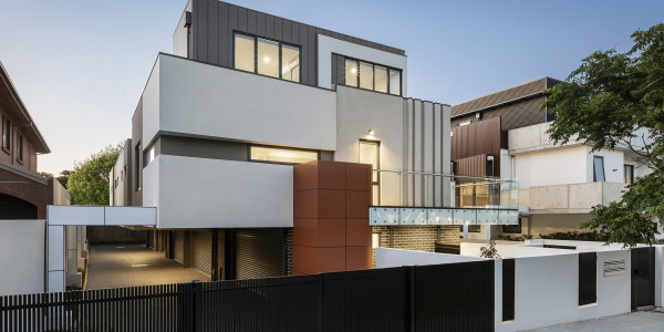 Pintar Fachadas de Casas Unifamiliares / Chalets en Girona · Pintado de Paredes Exteriores