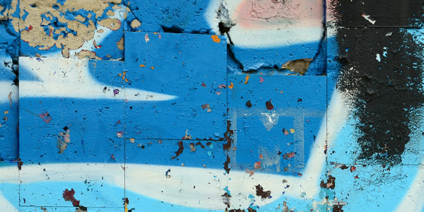 Pintar Fachadas de Naves Industriales, Fábricas y Almacenes en Girona · Limpieza, Borrado y Eliminado de Grafiti / Pintura Antigrafiti
